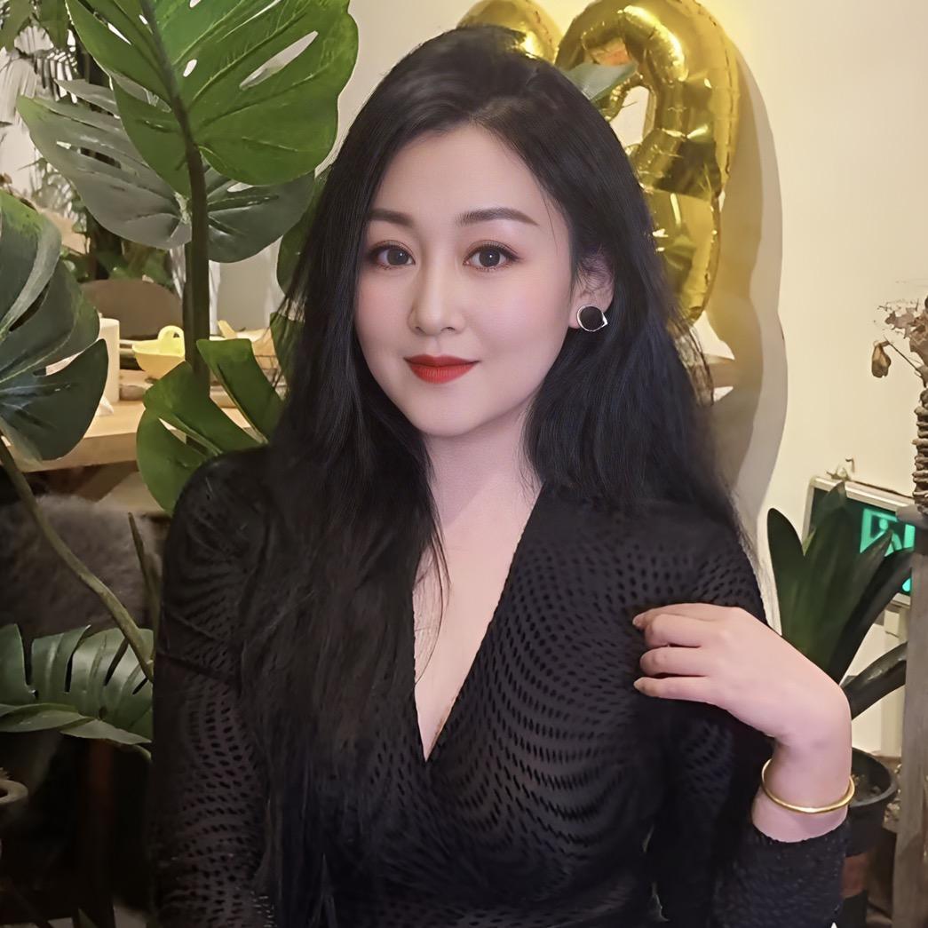 雅丽😘