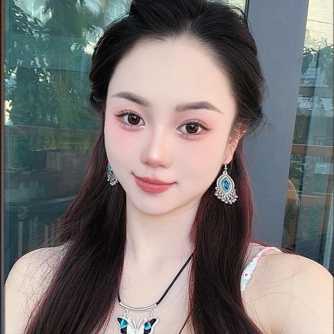 草莓没烦恼、