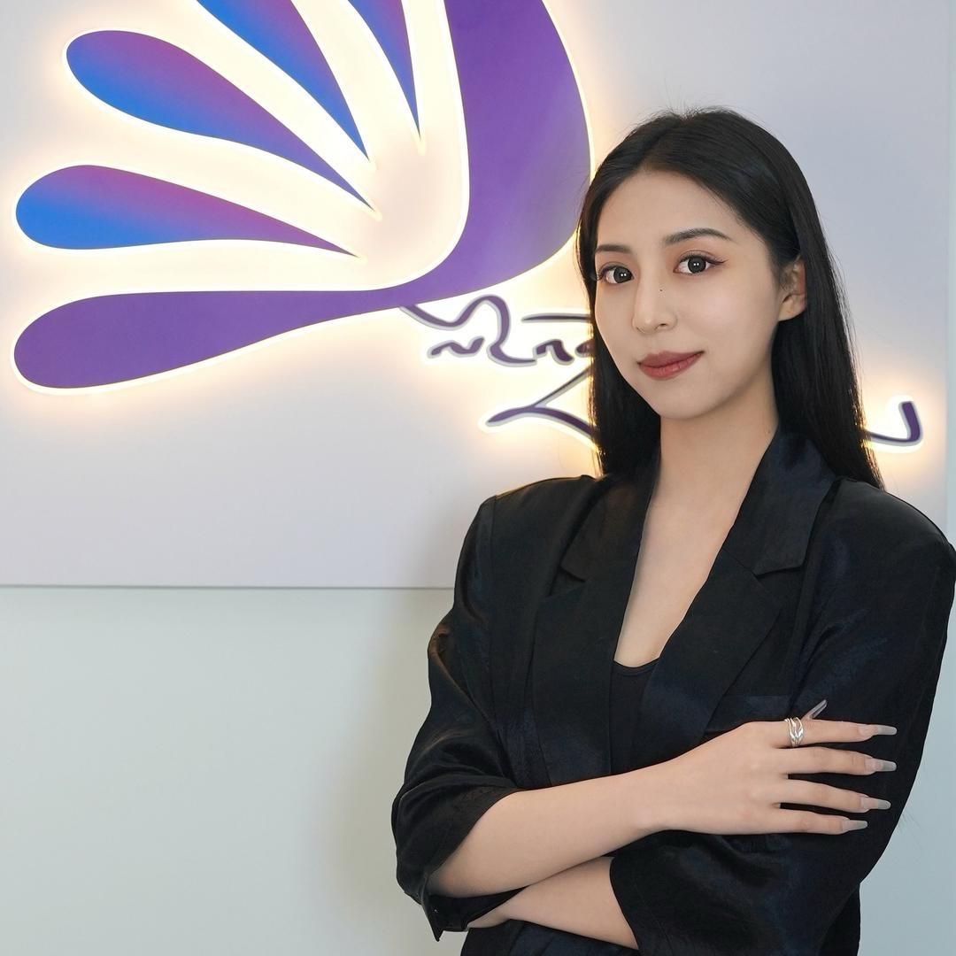 兰茁娃—播音老师