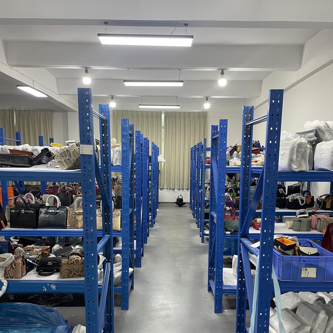 奢蛇稀有皮私人订制高奢店