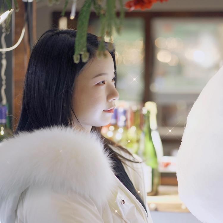 芒果姐的电车