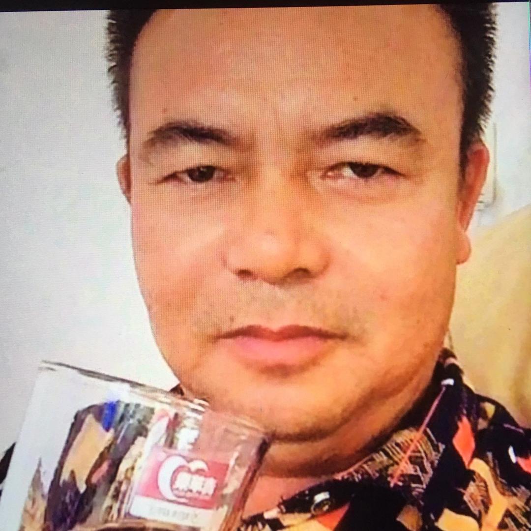 烟花绽放后的寂寞