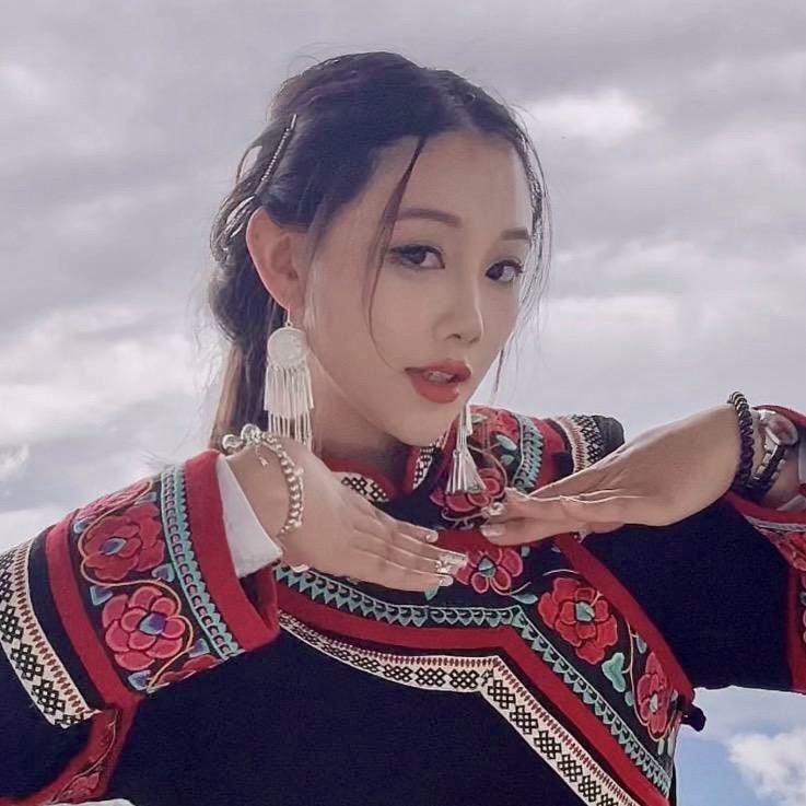 哀牢山千家寨金羽舒Evelyn