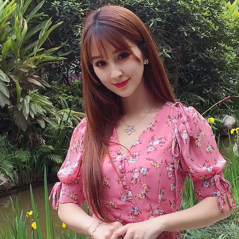 含妹的妈咪
