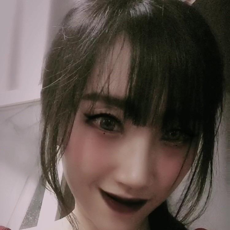 咿呀呀丶鲨里茶气