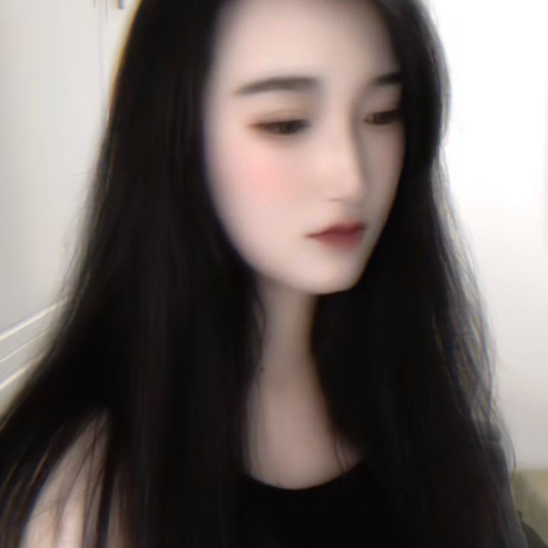 Poppy非衣姓裴