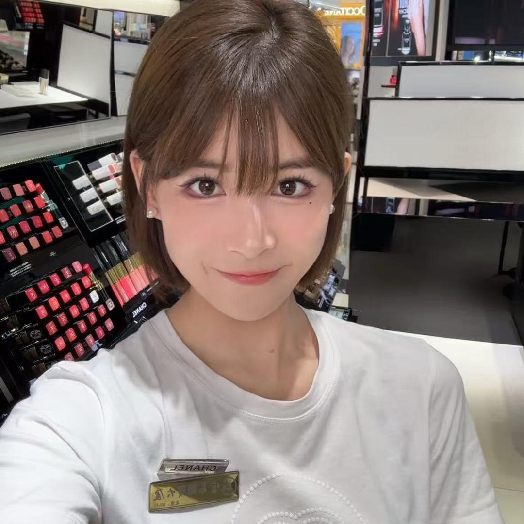 万象城国际大牌美妆•姣姣