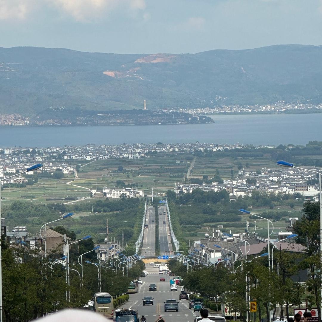 小 张同学