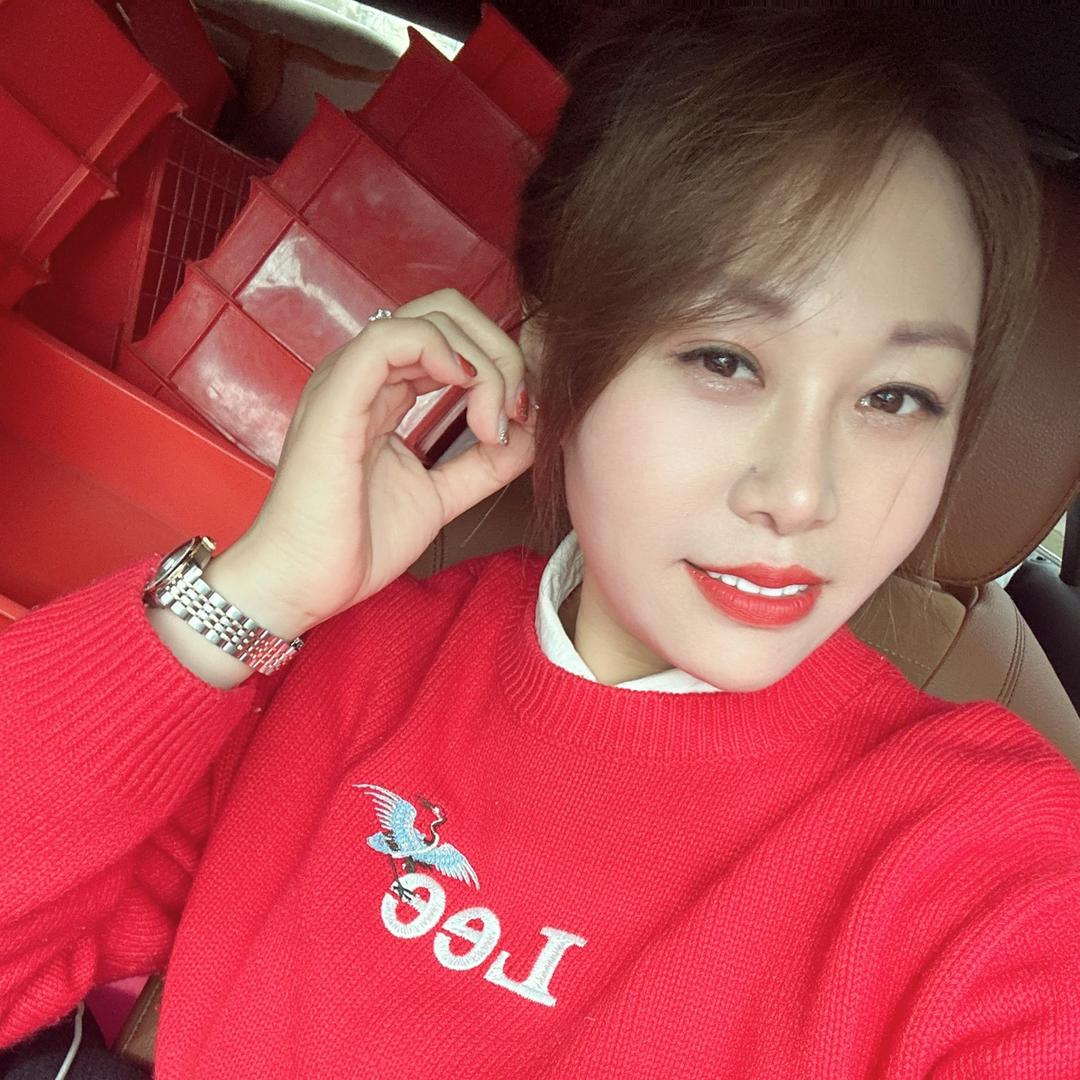 宿迁婚车，芳姐婚纱礼服有限公司一条龙！