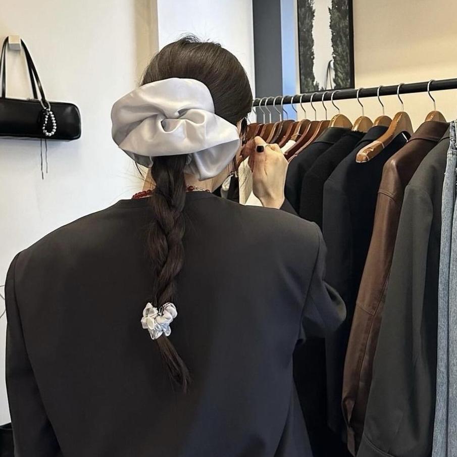 neck and neck服饰