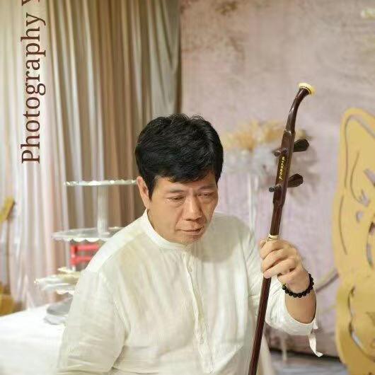王伟