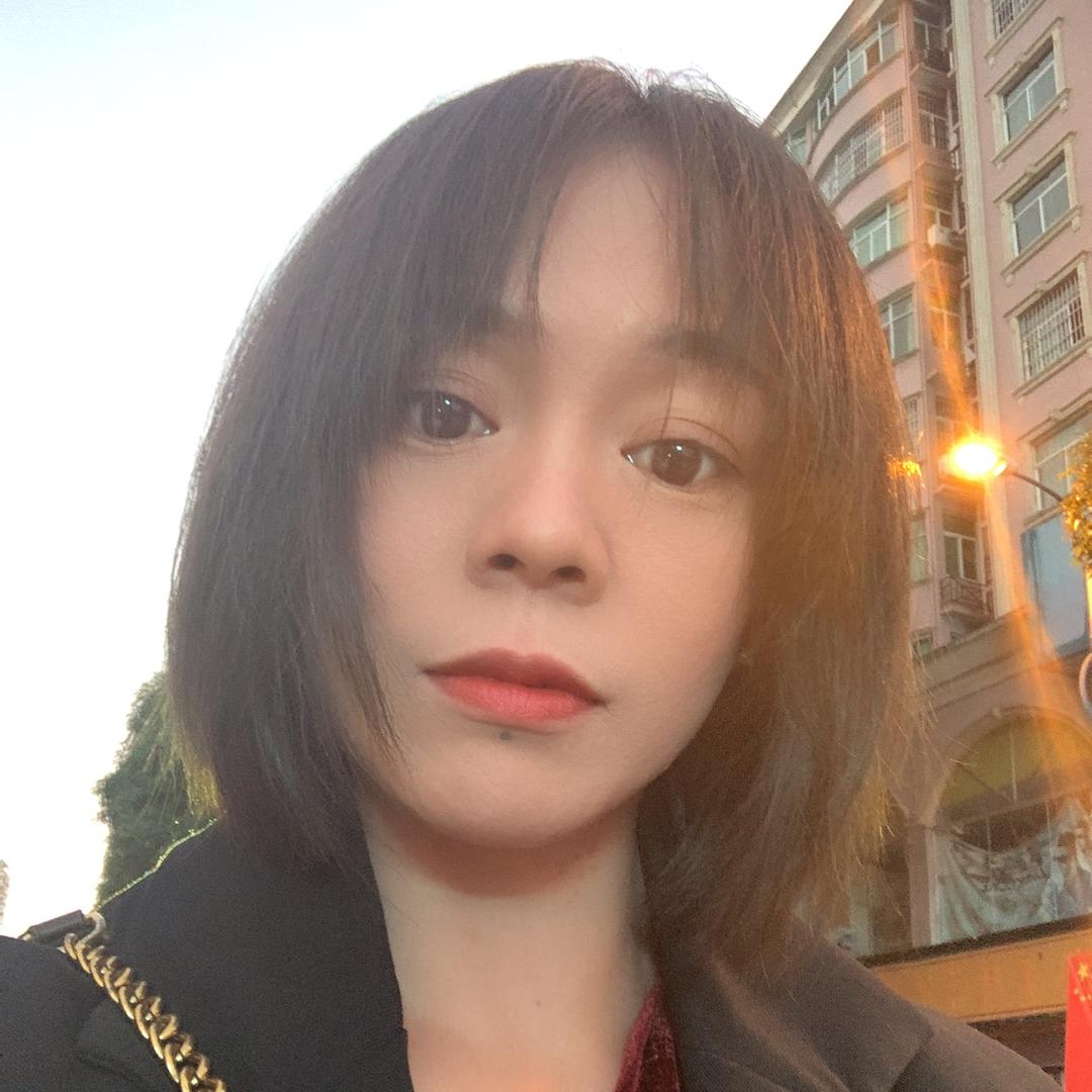 小琪爱唱歌