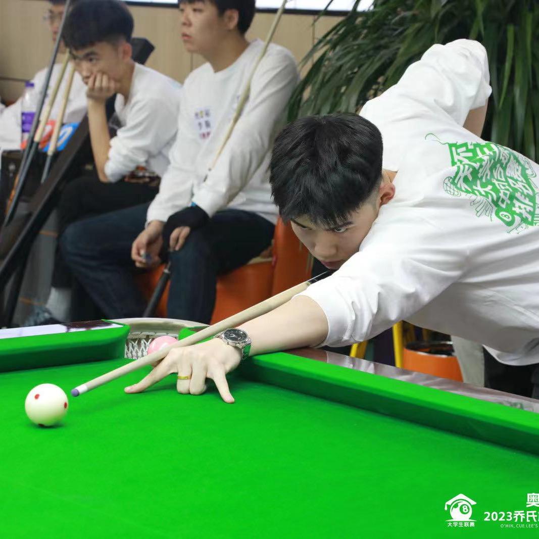 众星🎱张博涵（教学  器材）