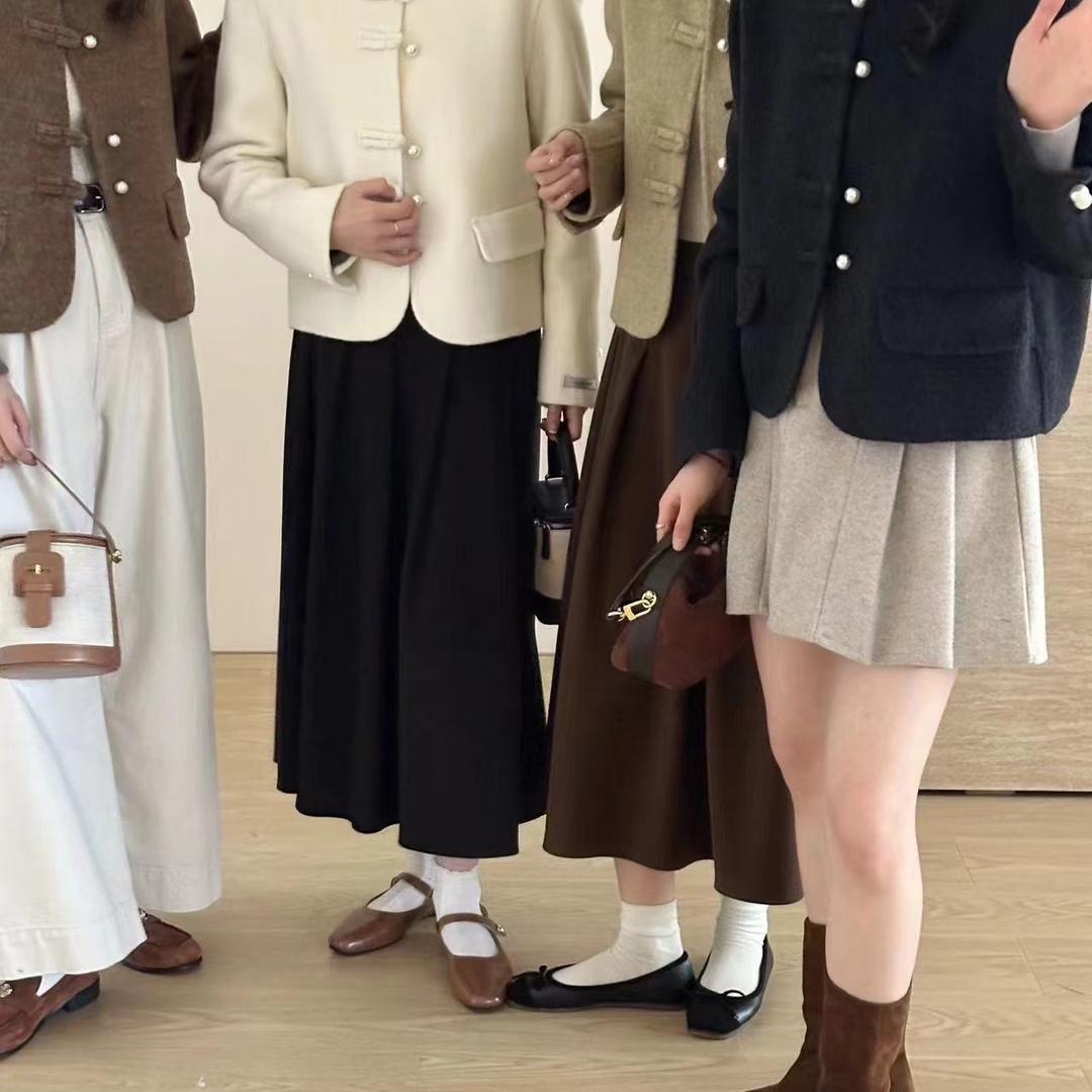 媚伊尚女装批发工厂店