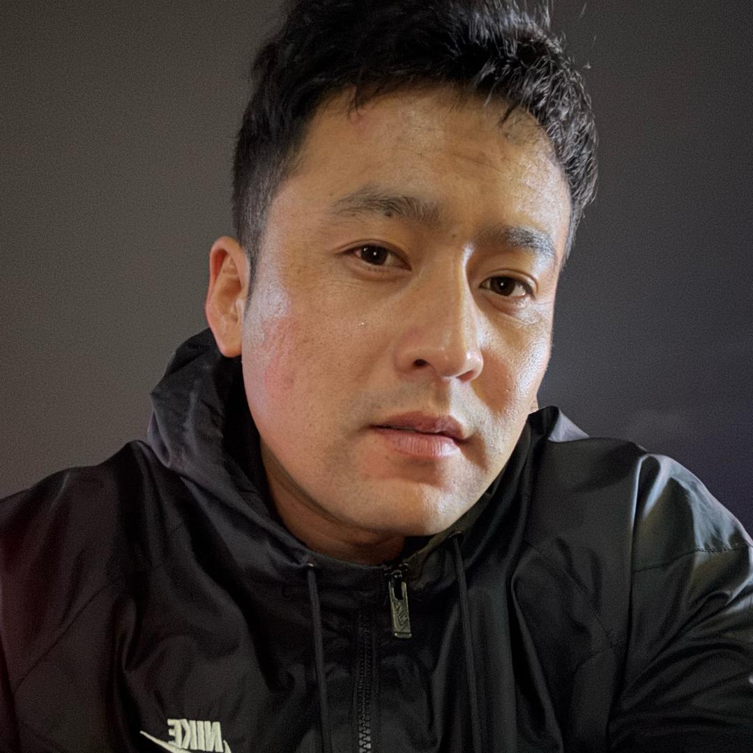 ￴￴￴ ￴￴   ￴ ￴