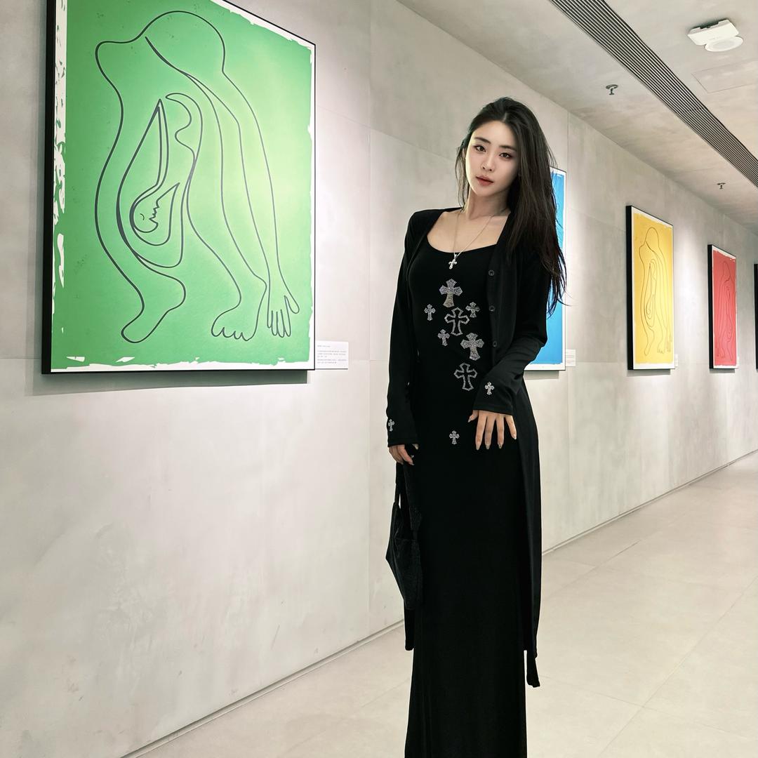 小姐姐的日常穿搭