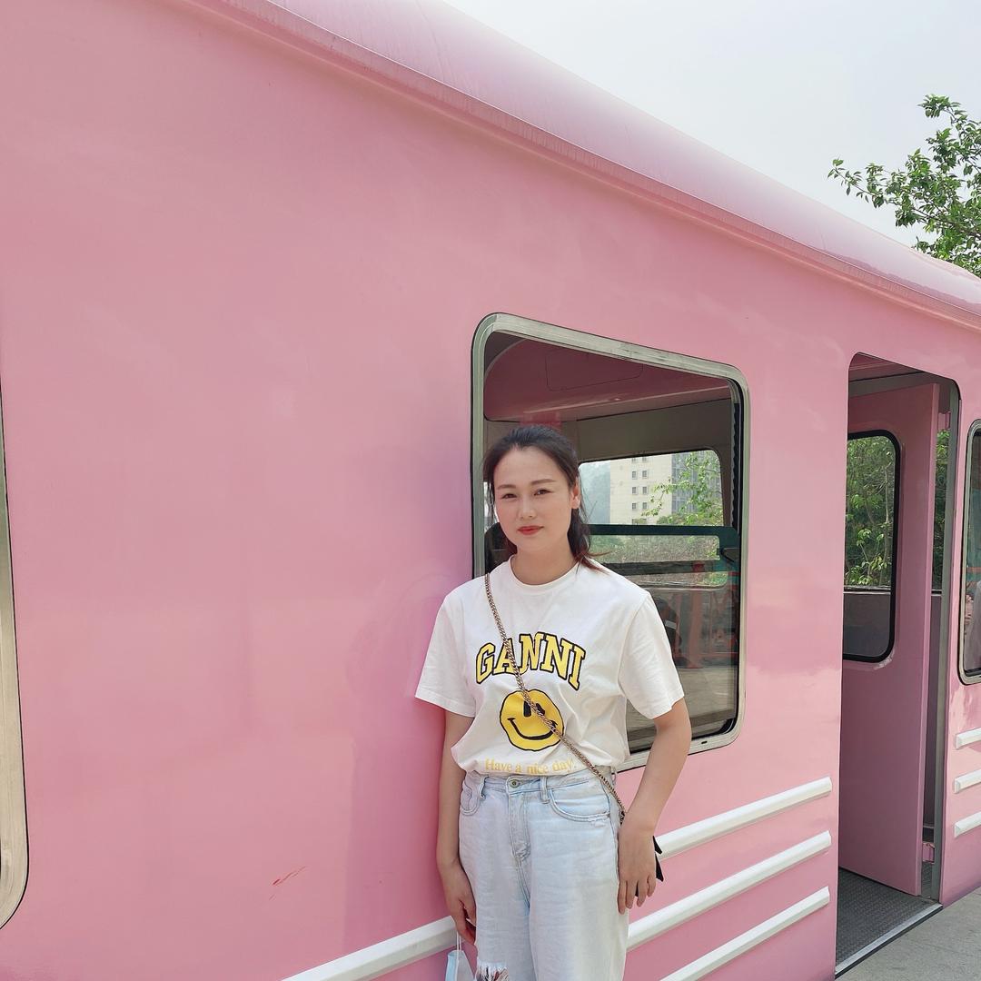 苏苏 尚菡轻奢美学