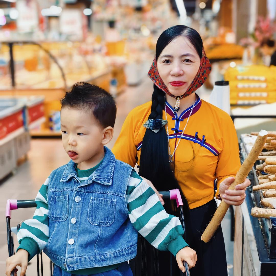 杨婆婆坐不住