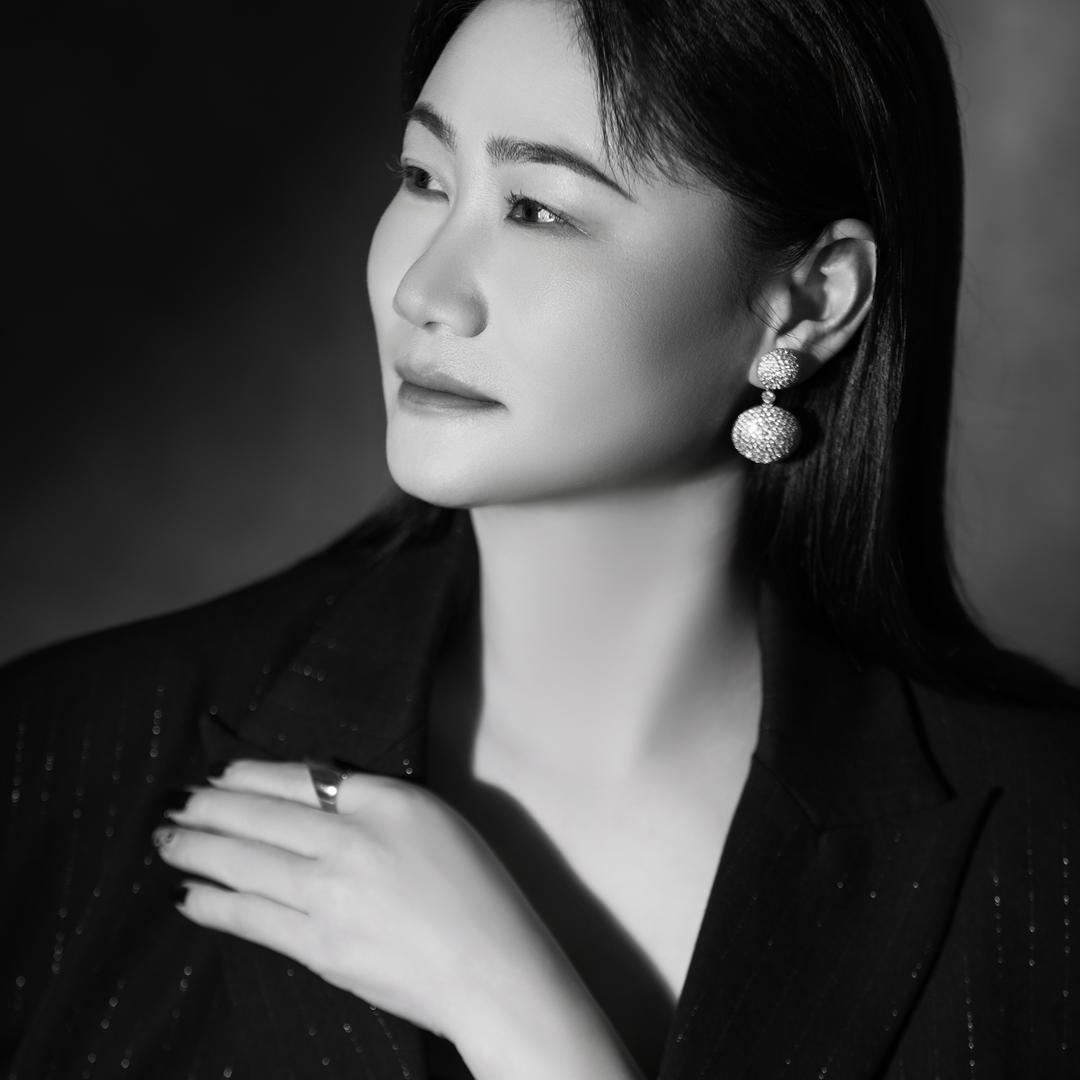 《人生如戏》宝韵诗专业打造素颜灯泡肌肤