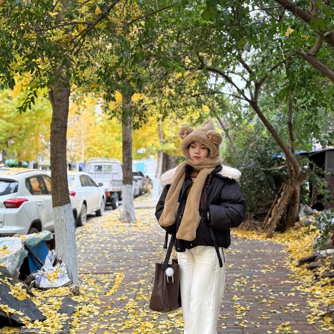 小阿琴吃不饱（连赞拉黑）