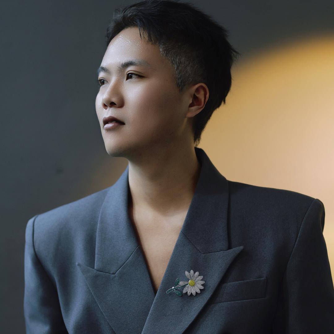 新郑李伟 专注烫发