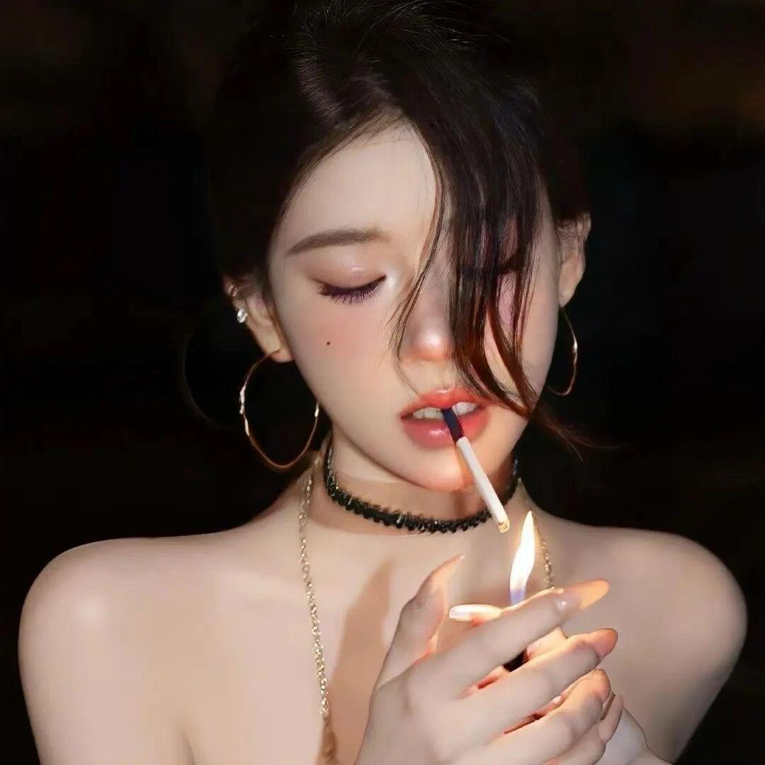 拧巴的小小姐👩‍🦰