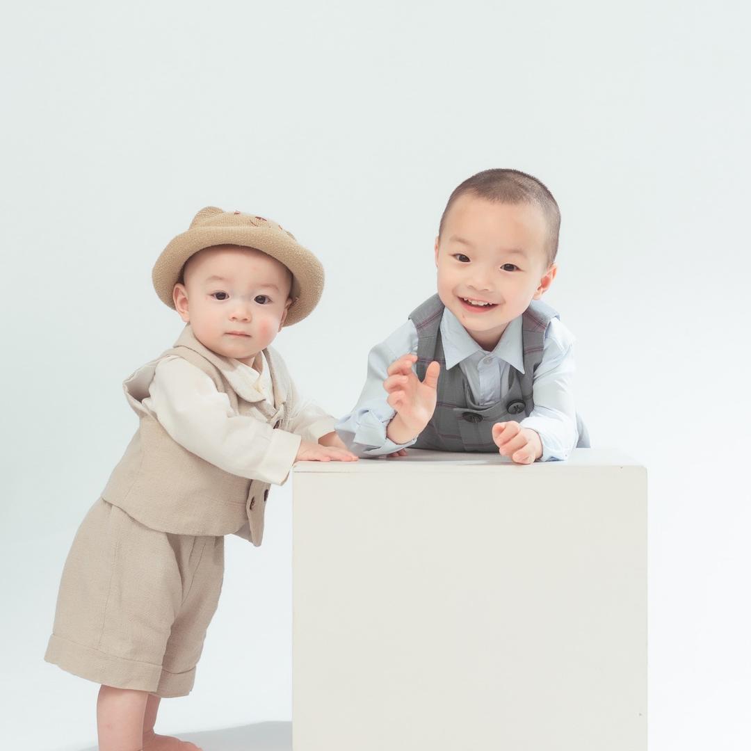 手提两百万👦🏻👦🏻(航航琛琛)