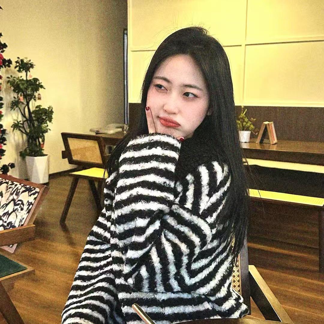 小宁就吃一口🍔