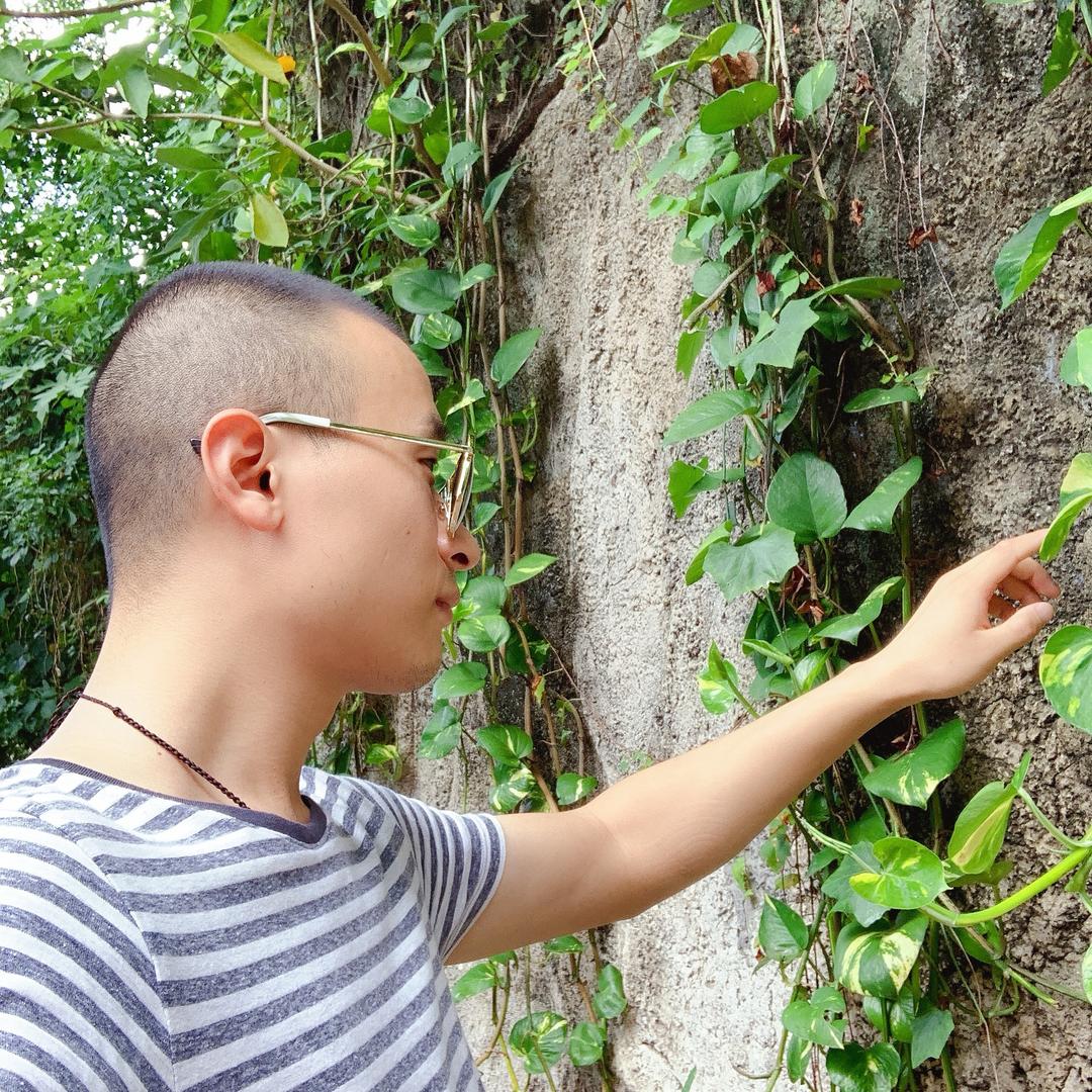 致敬伟人：诗词作品朗诵