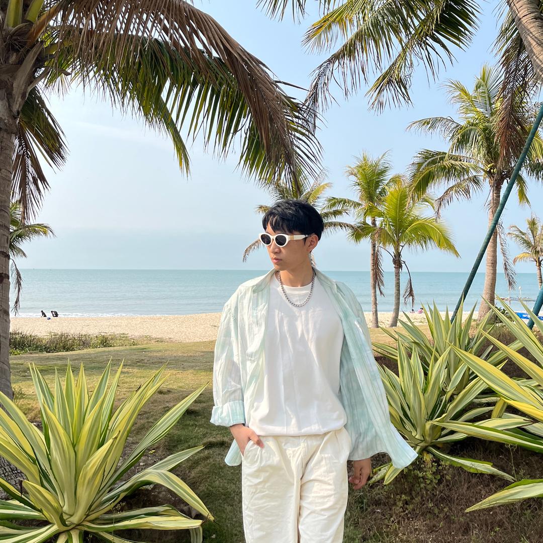 小鹏出海记