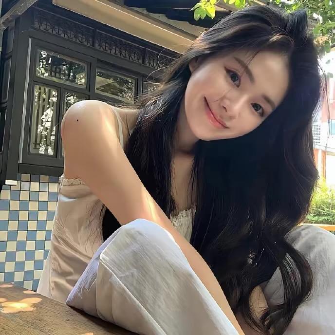 高冷小美·