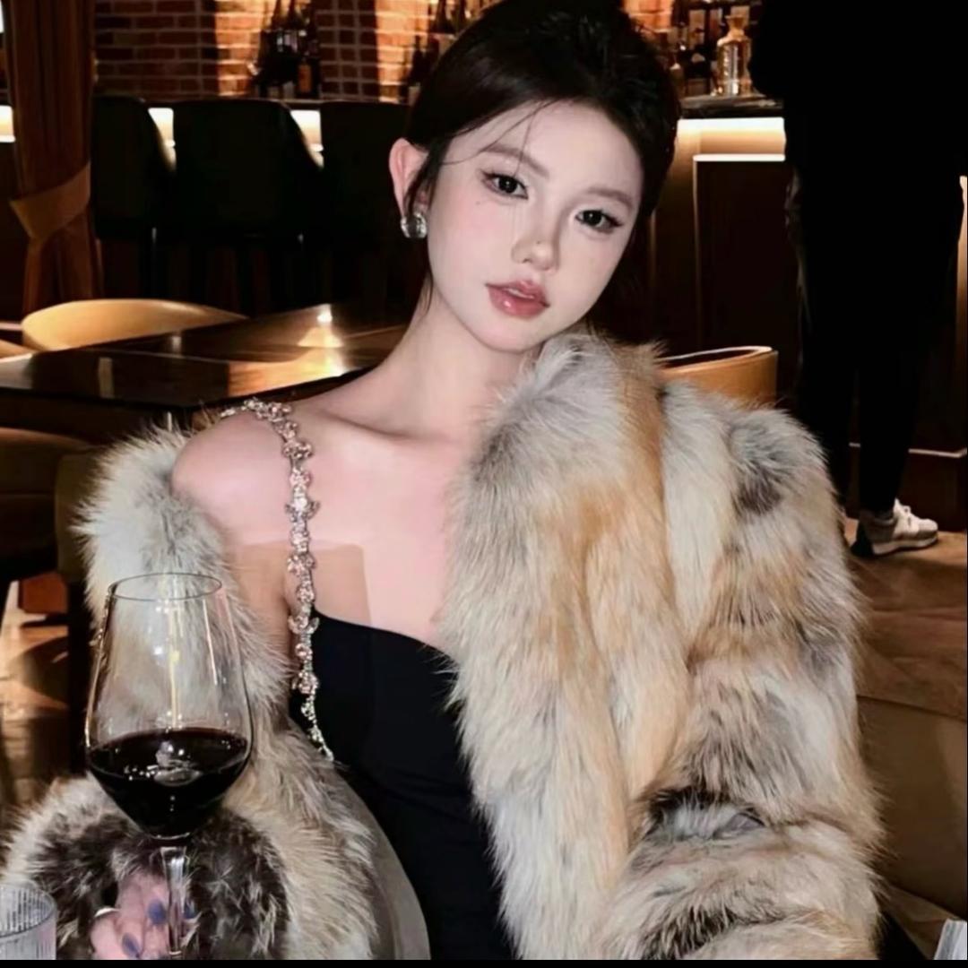 海宁美极轻奢服饰（新款上新 特价体验)