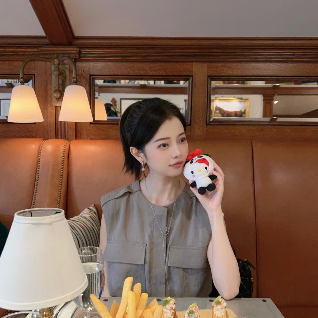 露瑶姐妹