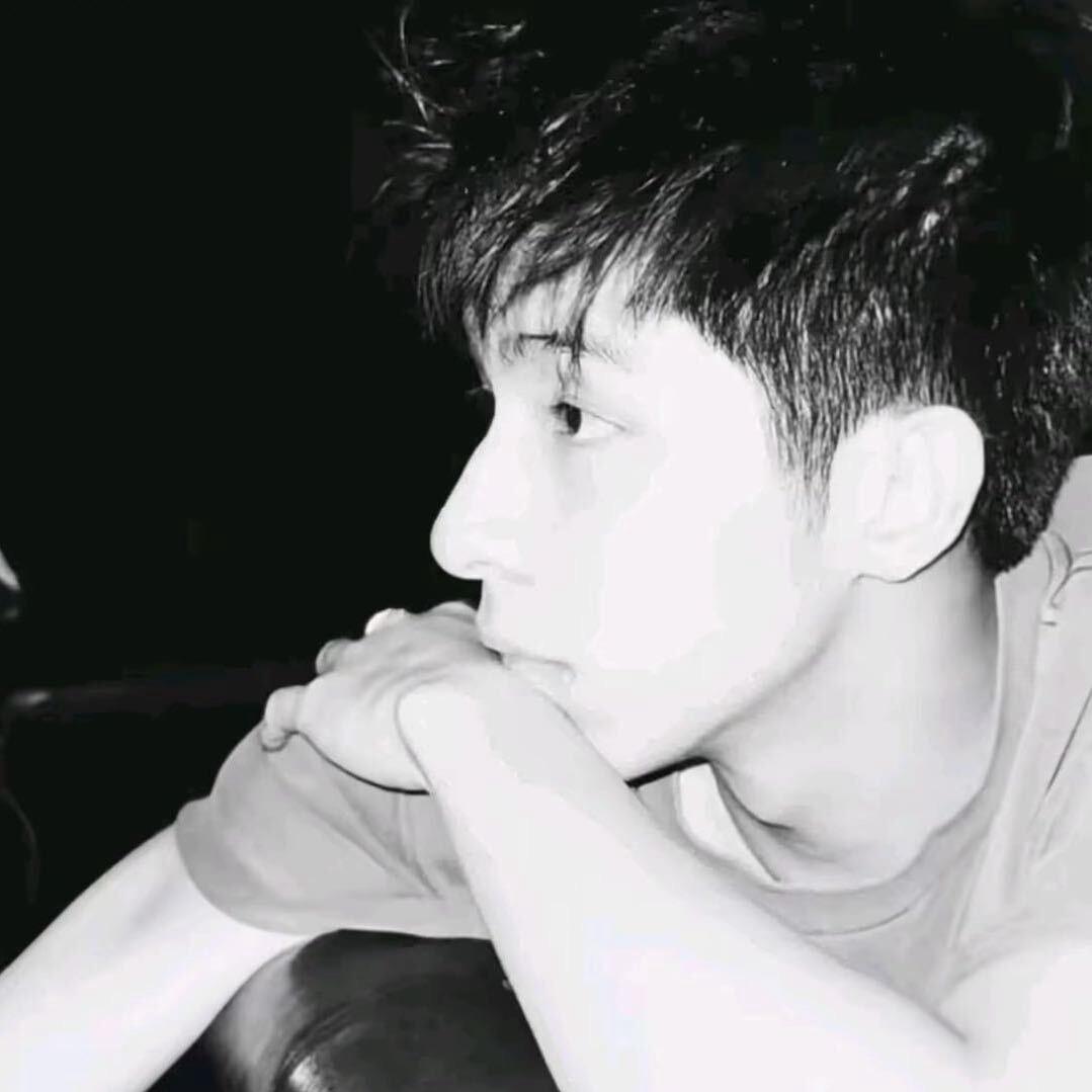 林ㅤ  ㅤㅤㅤㅤ