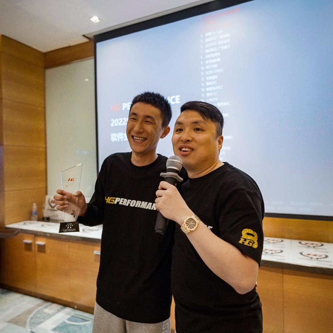 玩车的阿军
