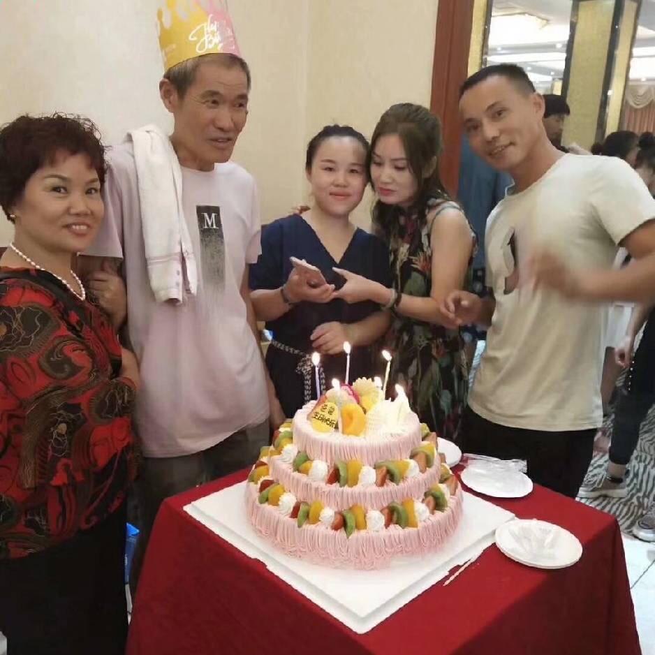 唐三姐哦哦哦嗯嗯food的mood的d。