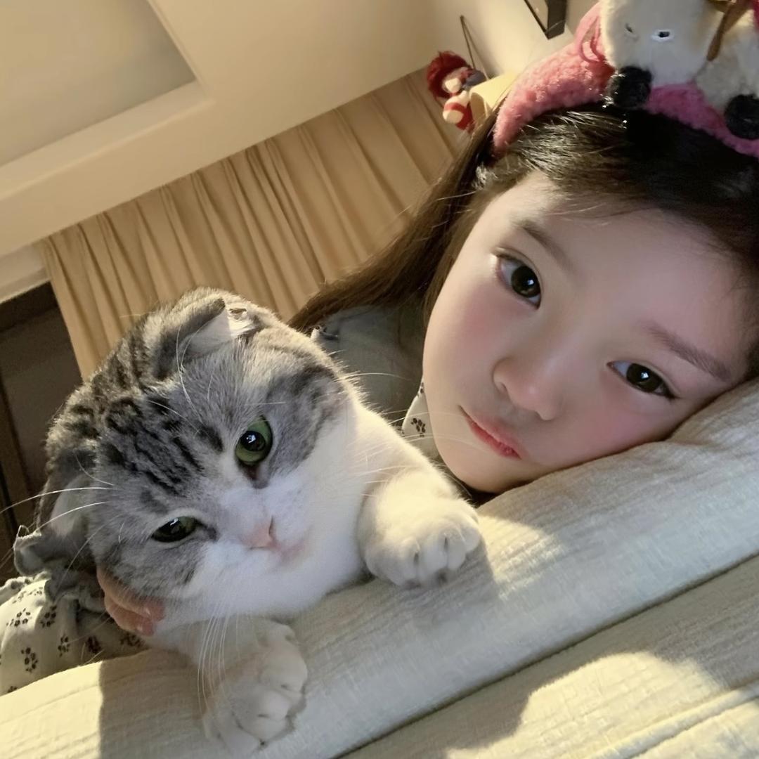 小个子希希女装