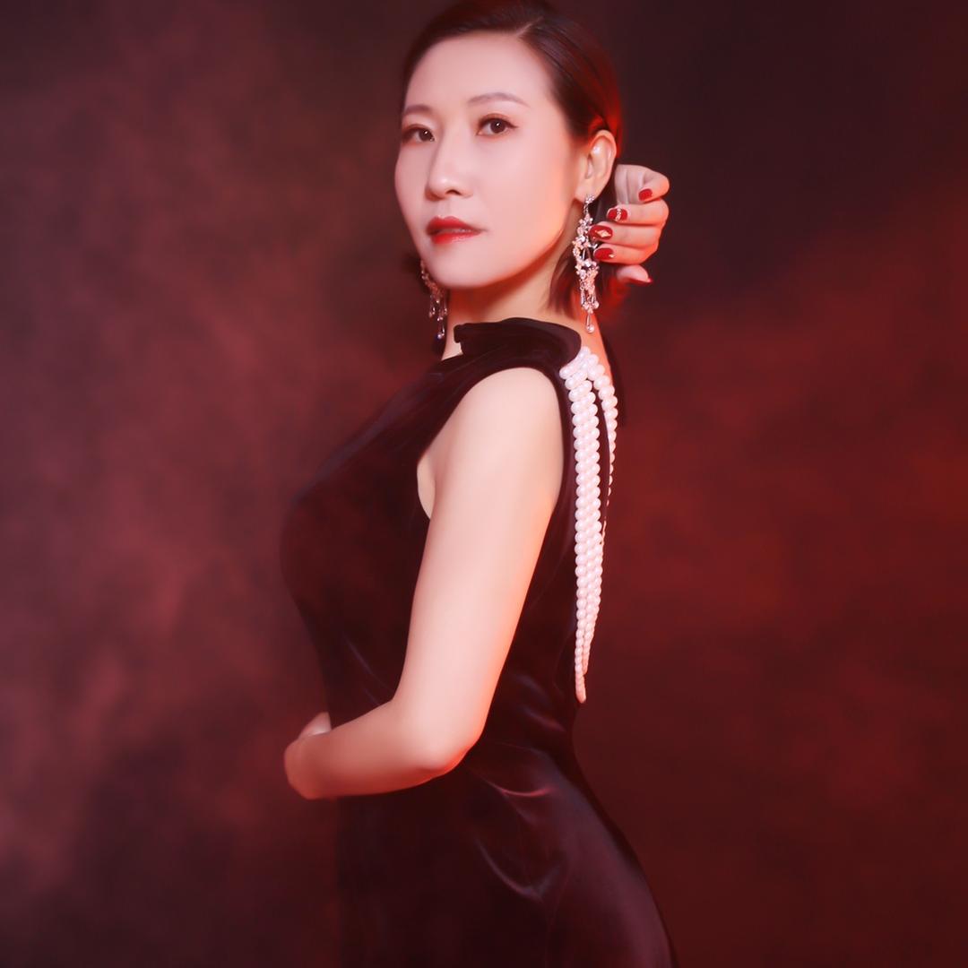 玥琦听 商贸