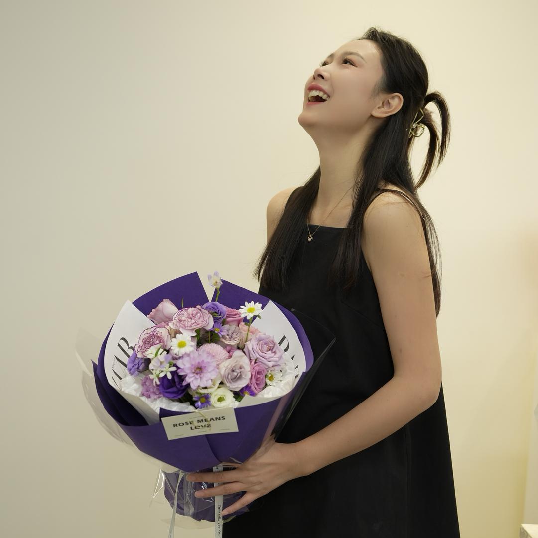喻家大小姐《花间悦花艺工作室》