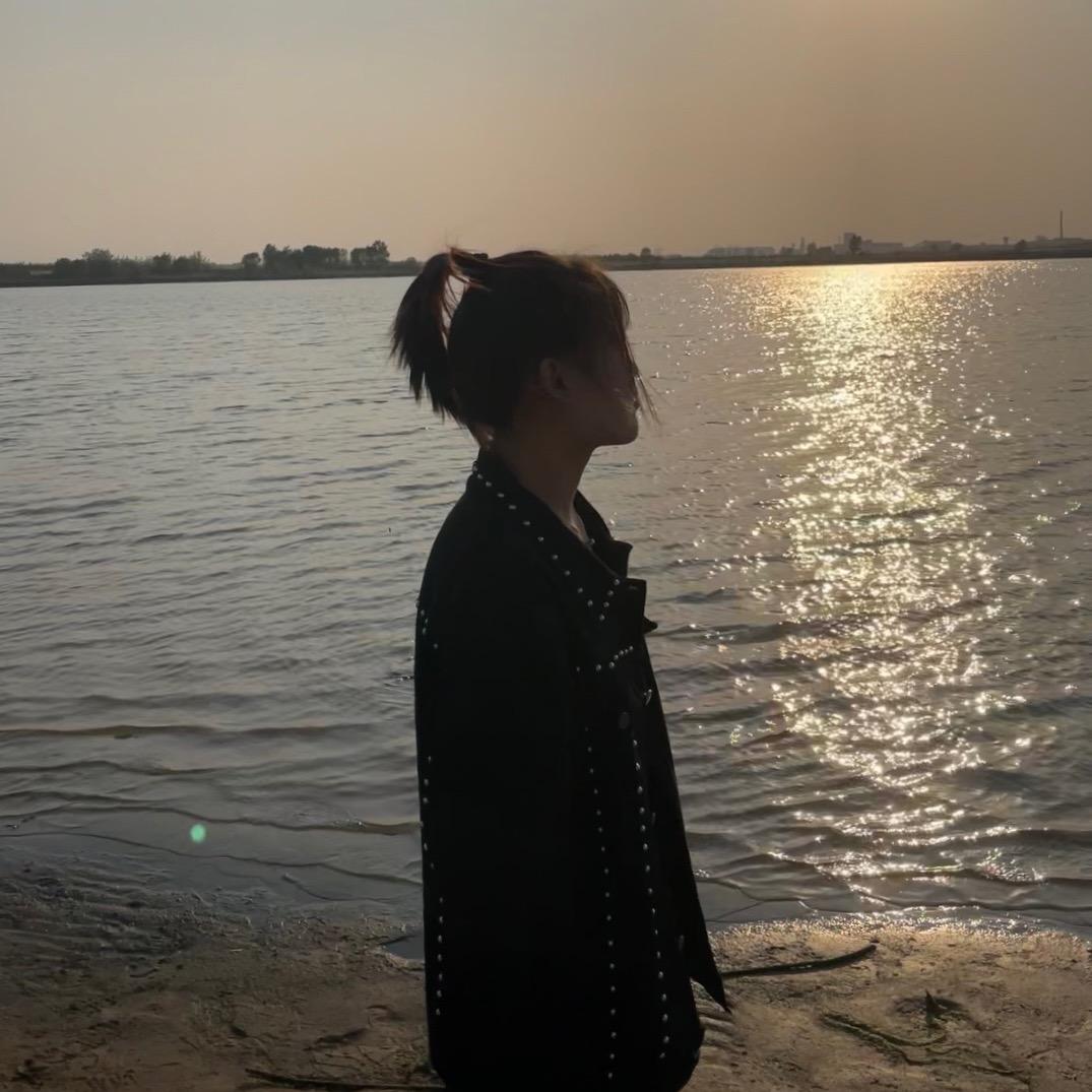 郑思楠_