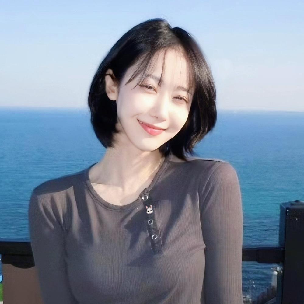 Angie头像