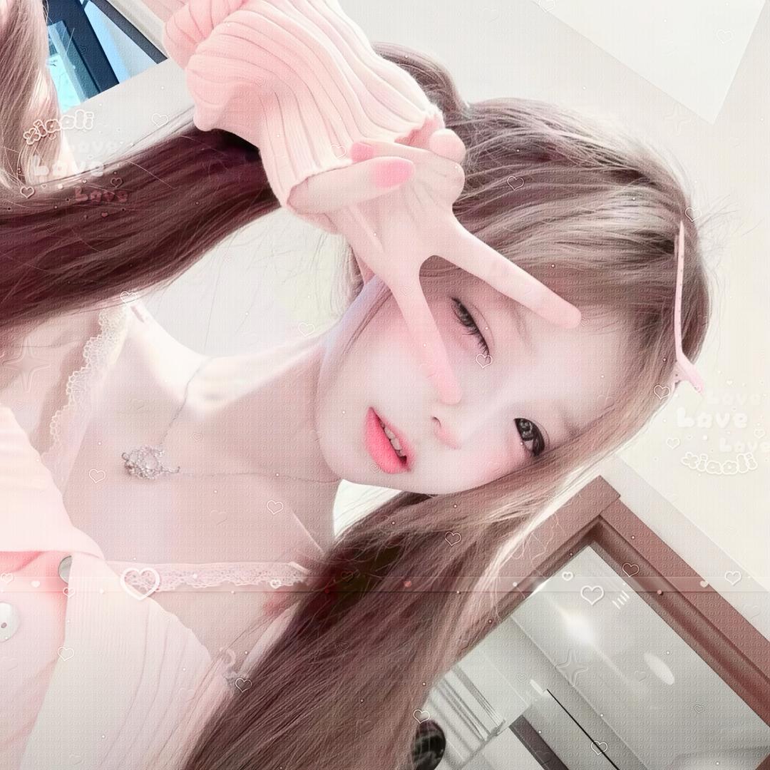 梨梨（冲1w粉）