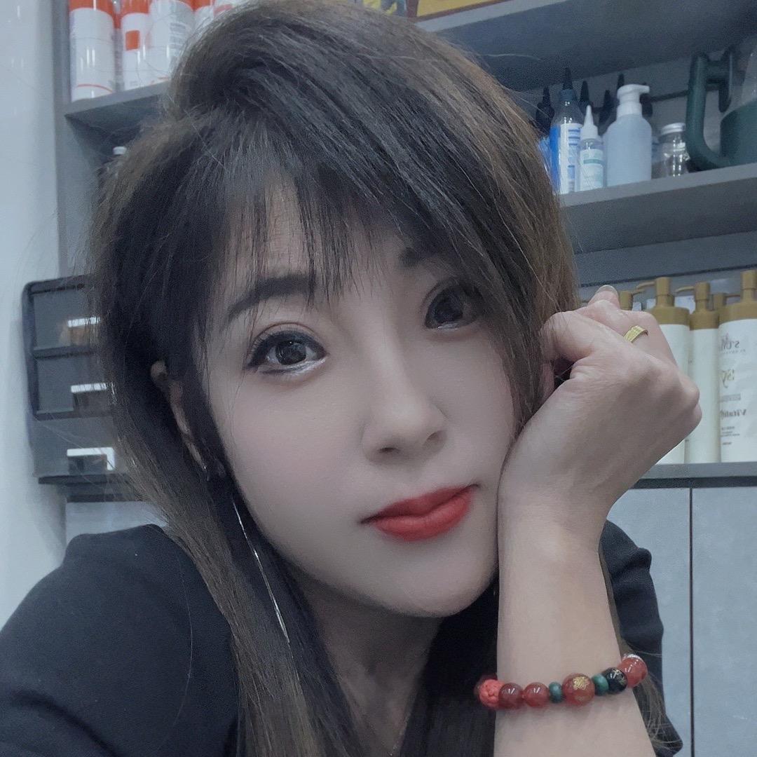 💋小丹👯很简单💋