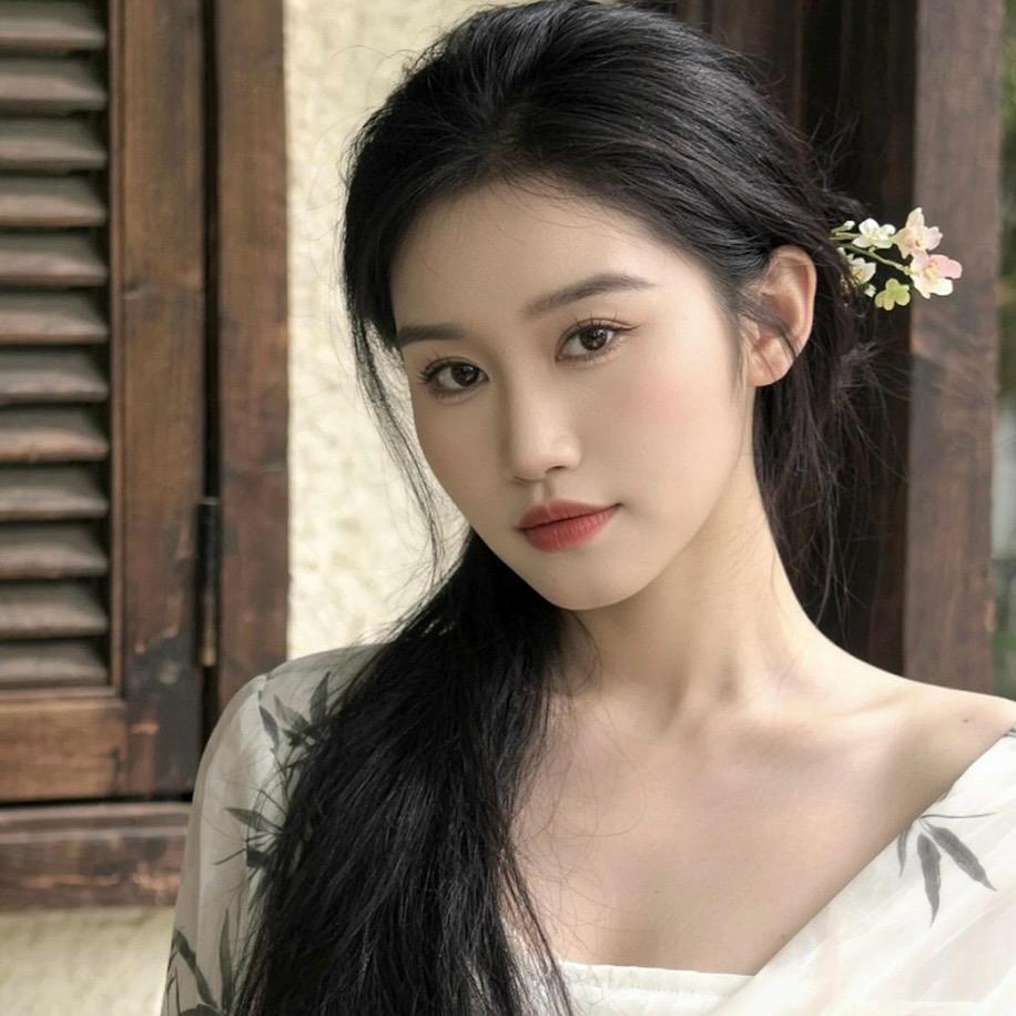 文婷伟伊