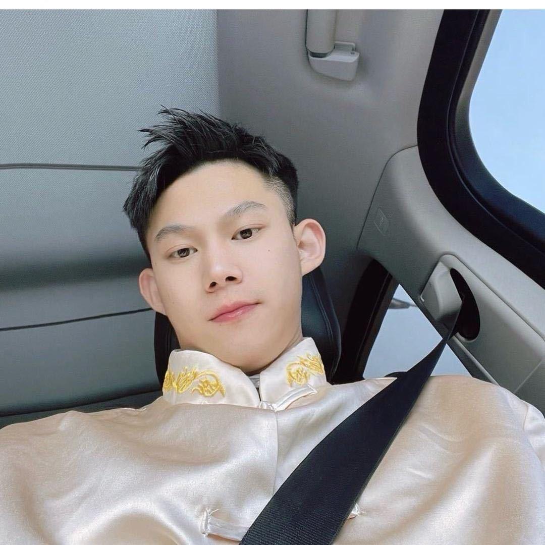 晨