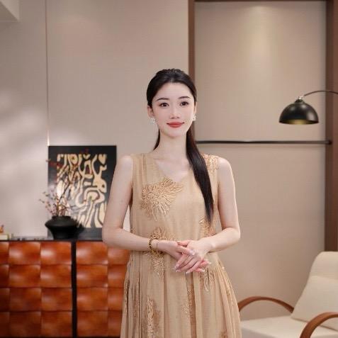 南油万昭昭