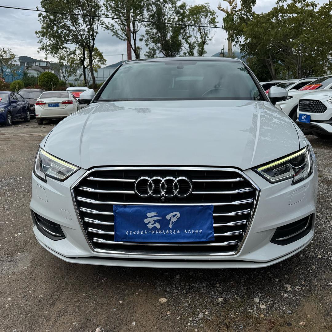 丽江捷顺二手车