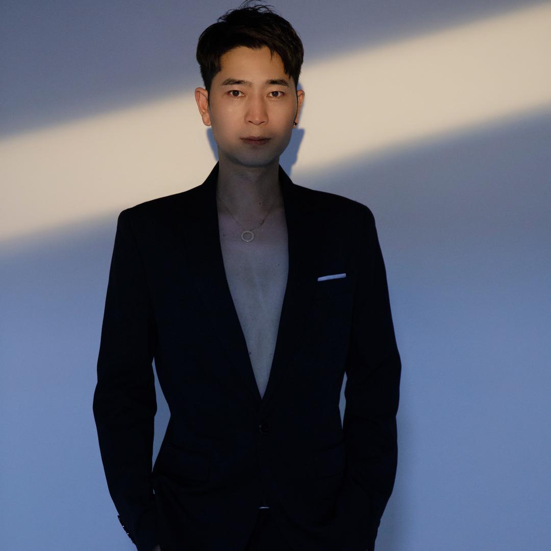 钟磊发型私人定制