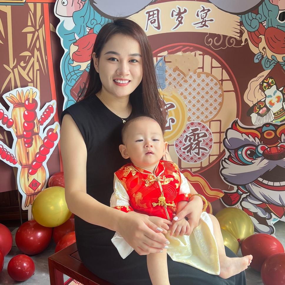霖霖妈妈吖