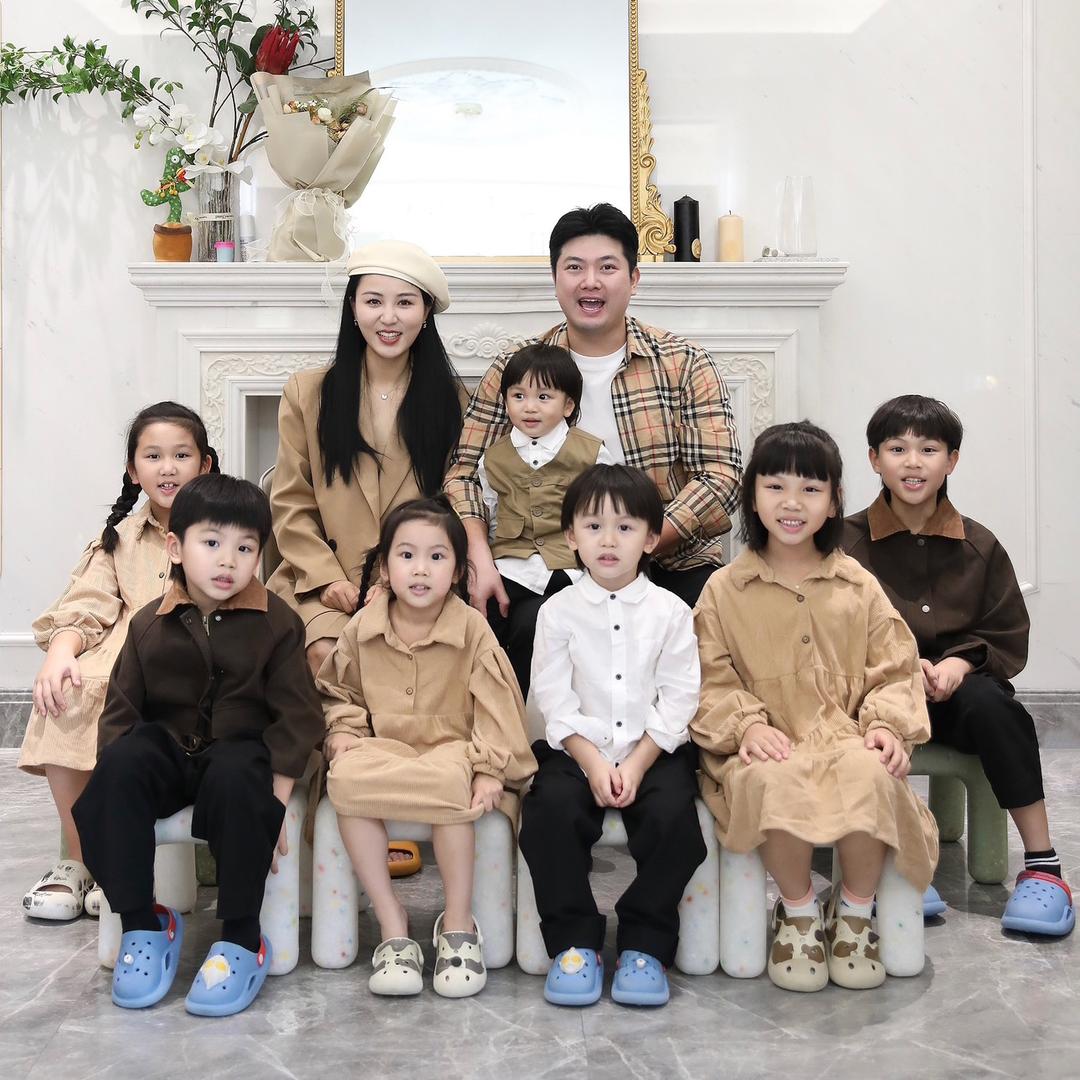 七个佩奇爸爸@抖音